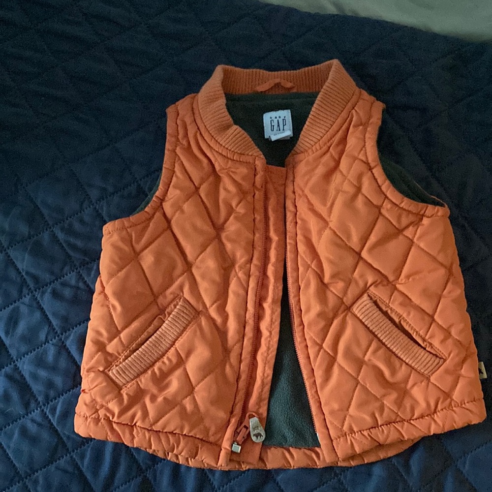 12-18m baby gap vest